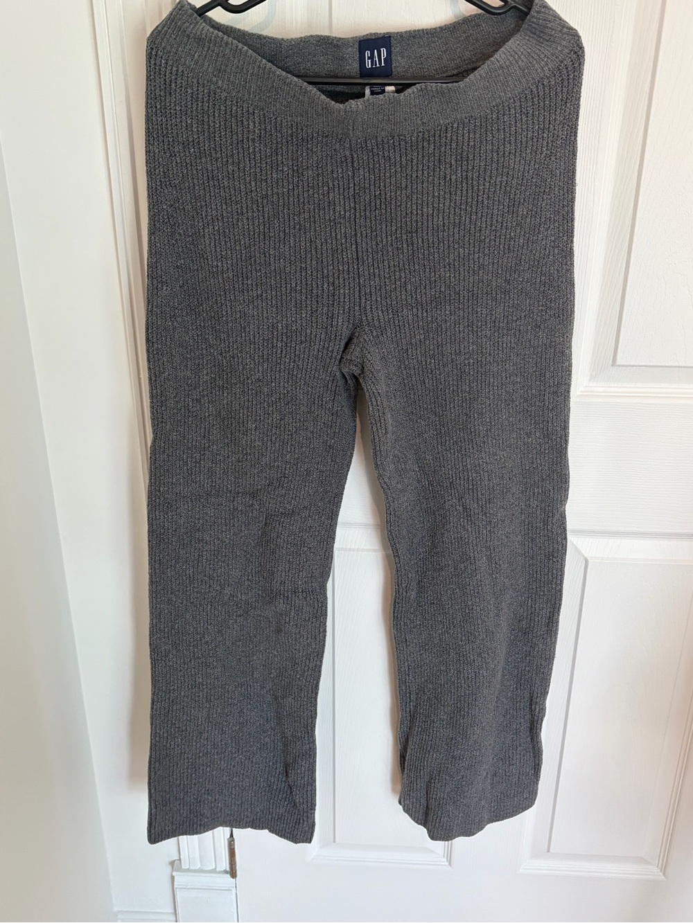 GAP Gray Ribbed Knit Pants